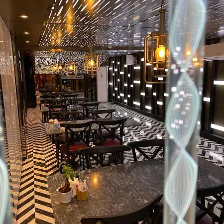 The Roomy Nisantasi فندق 3*