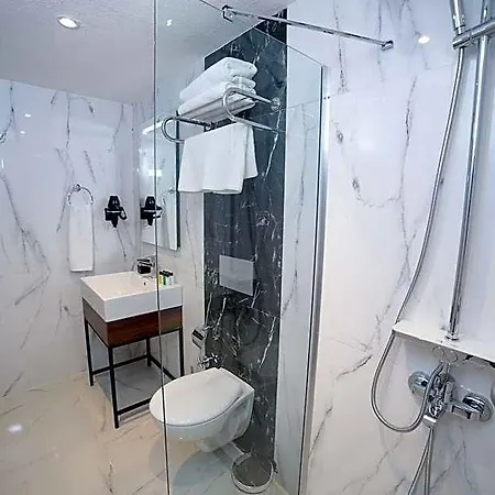The Roomy Nisantasi