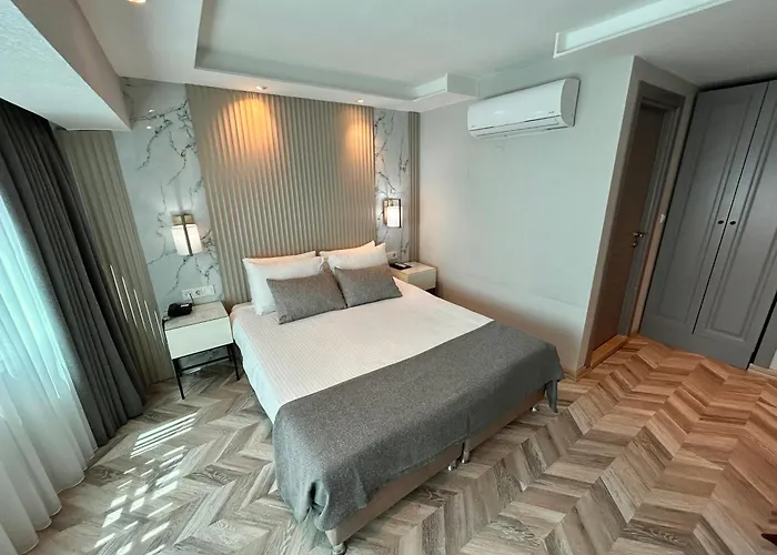 The Roomy Nisantasi Hotel